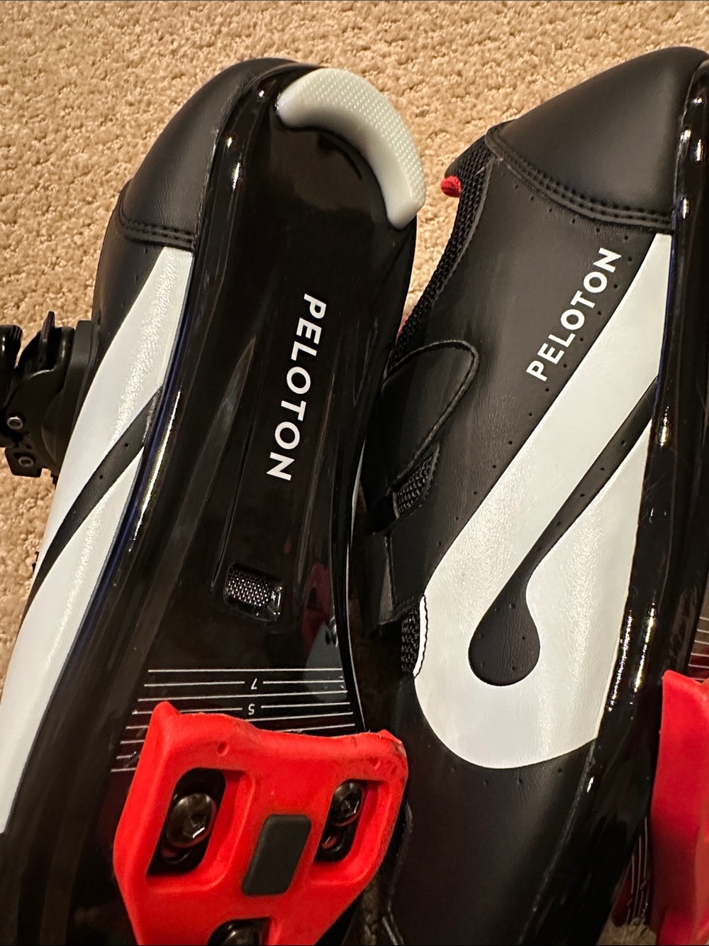 Peloton Black Cycling Shoes with Red Lining - Picture 8 of 8